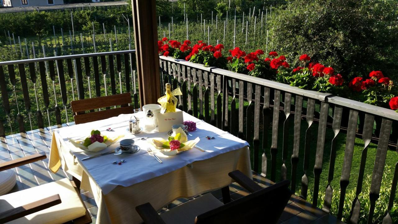 Bed and Breakfast Pension Rebgut Лана Екстер'єр фото